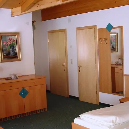 Apartment Stoanerhof Mayrhofen